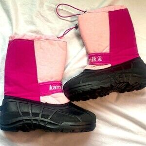 Kamik snow boots 5 girls flower snow removable wool insert all weather bungee